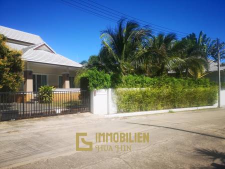 616 qm Grundstück / 3 Schlafzimmer + 3 Bäder / ruhig gelegen