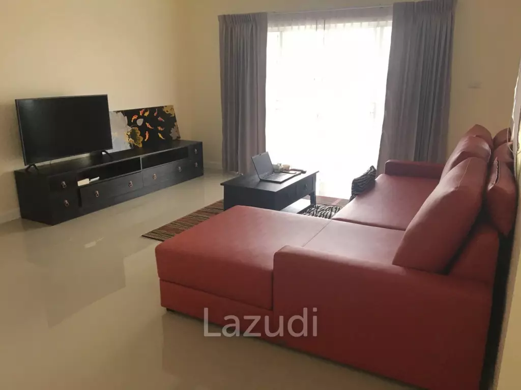 Pet Friendly 3 bedrooms house in beautifully Emerald Scenery