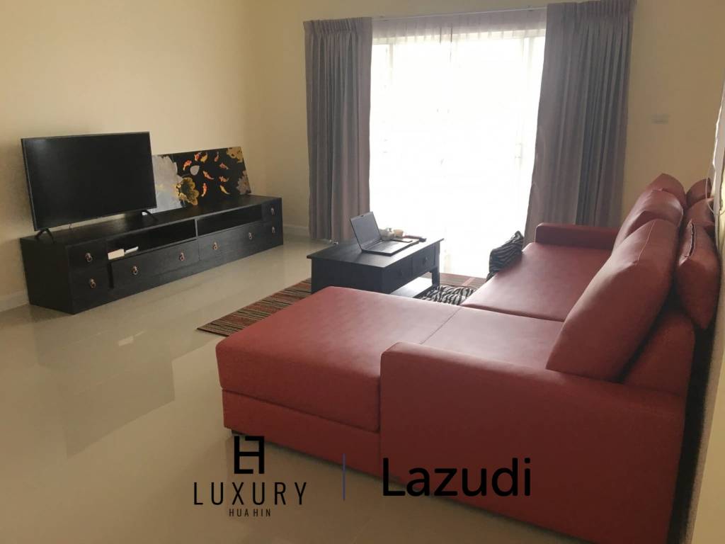 Pet Friendly 3 bedrooms house in beautifully Emerald Scenery