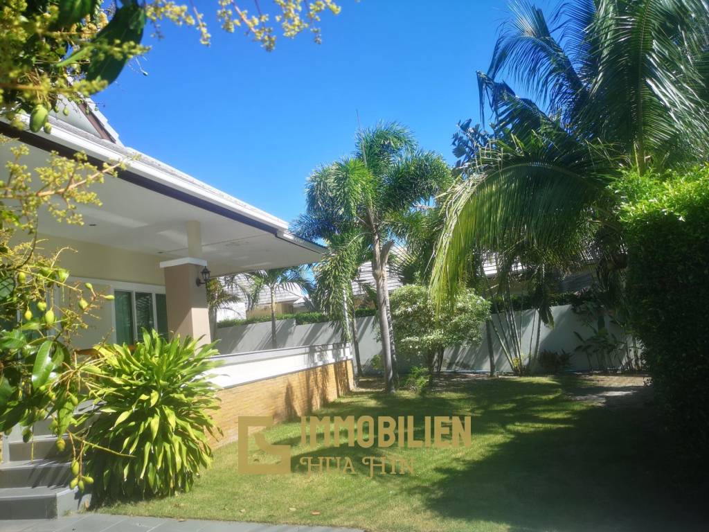 616 qm Grundstück / 3 Schlafzimmer + 3 Bäder / ruhig gelegen