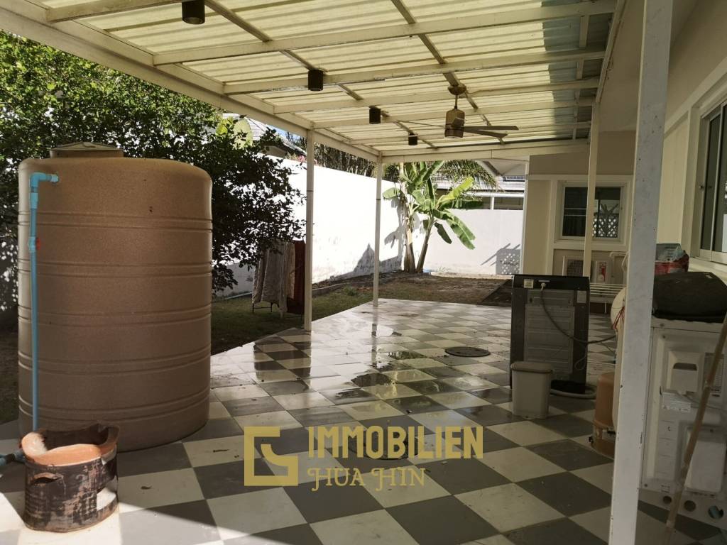 616 qm Grundstück / 3 Schlafzimmer + 3 Bäder / ruhig gelegen