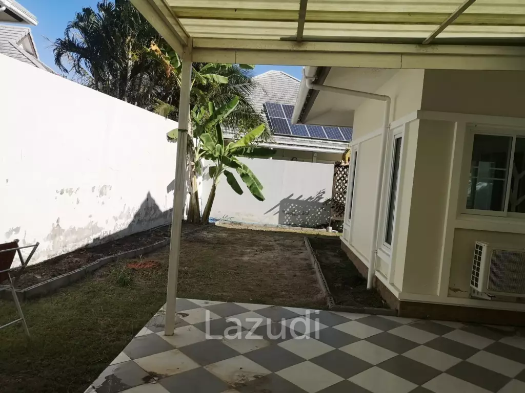 Pet Friendly 3 bedrooms house in beautifully Emerald Scenery
