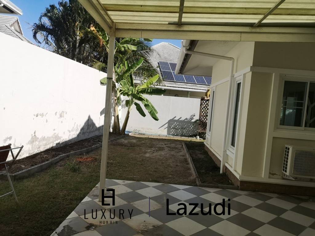 Pet Friendly 3 bedrooms house in beautifully Emerald Scenery