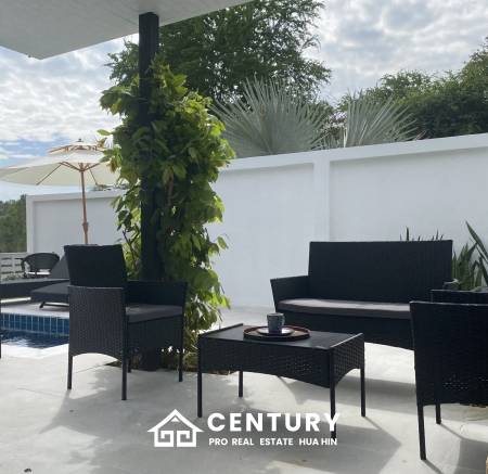 140 sqm modern pool villa in Cha Am Phetchaburi freehold