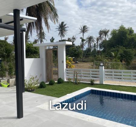 140 sqm modern pool villa in Cha Am Phetchaburi freehold