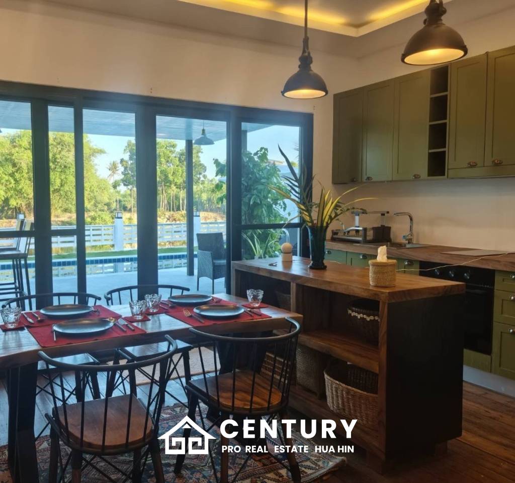 140 sqm modern pool villa in Cha Am Phetchaburi freehold