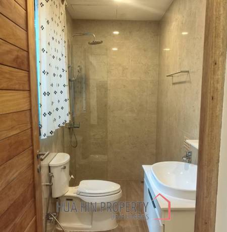 140 sqm modern pool villa in Cha Am Phetchaburi freehold