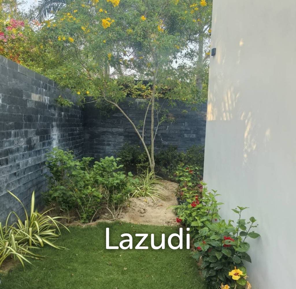 140 sqm modern pool villa in Cha Am Phetchaburi freehold