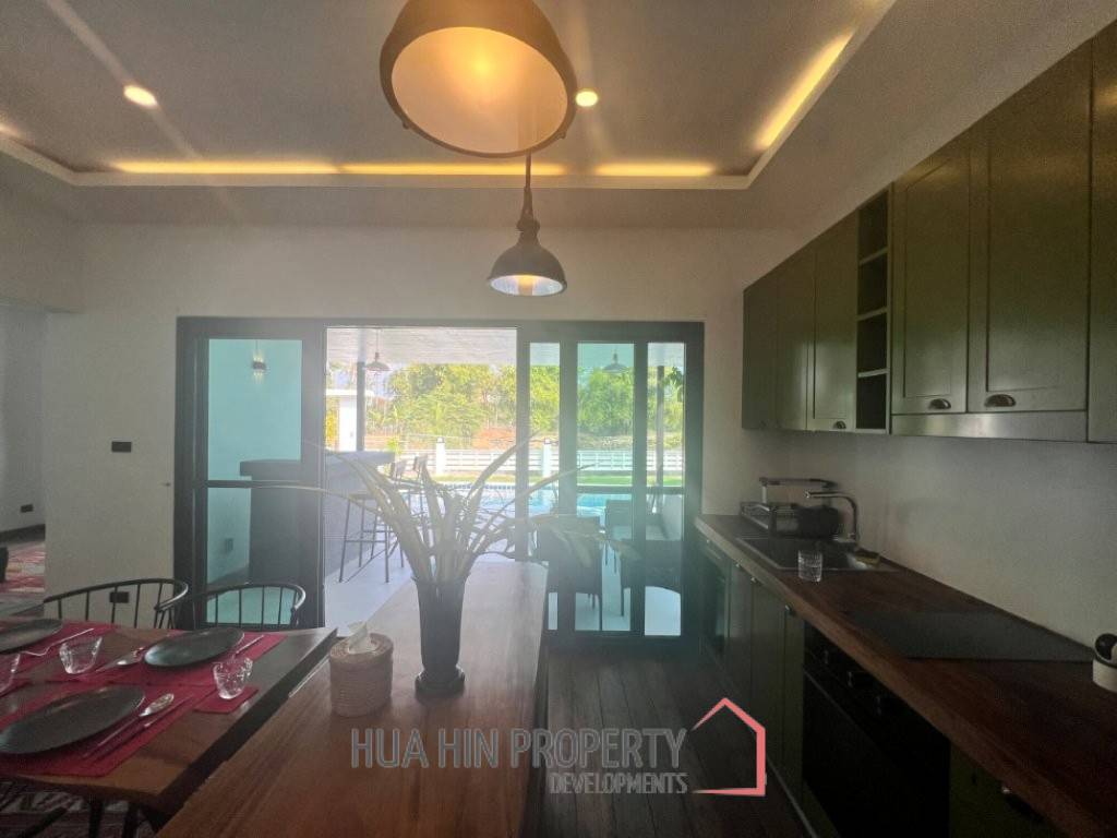 140 sqm modern pool villa in Cha Am Phetchaburi freehold