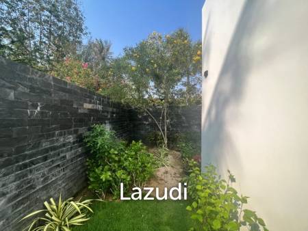 140 sqm modern pool villa in Cha Am Phetchaburi freehold