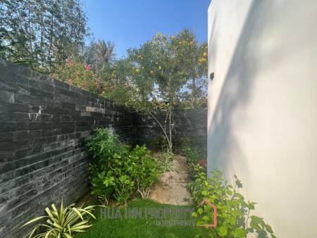 140 sqm modern pool villa in Cha Am Phetchaburi freehold