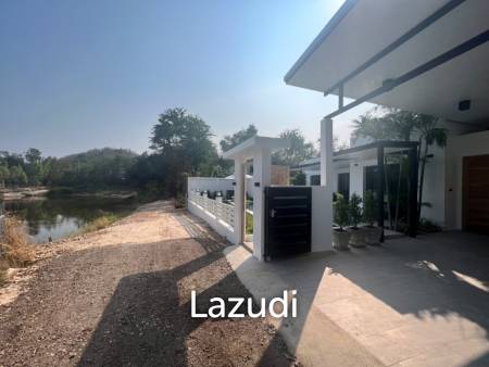 140 sqm modern pool villa in Cha Am Phetchaburi freehold