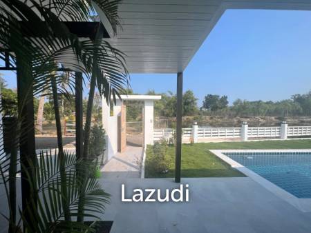 140 sqm modern pool villa in Cha Am Phetchaburi freehold