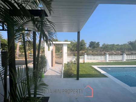 140 sqm modern pool villa in Cha Am Phetchaburi freehold