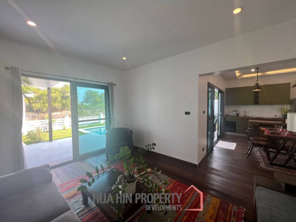 140 sqm modern pool villa in Cha Am Phetchaburi freehold