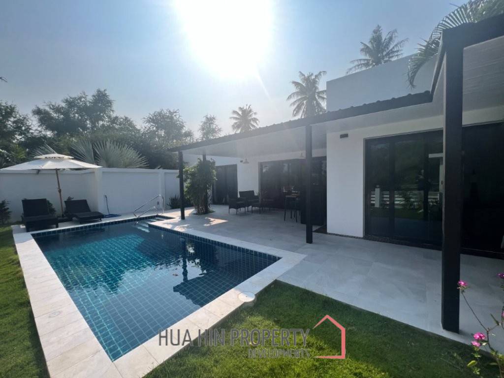 140 sqm modern pool villa in Cha Am Phetchaburi freehold