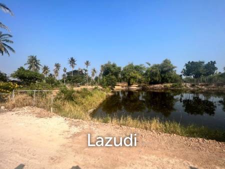 140 sqm modern pool villa in Cha Am Phetchaburi freehold