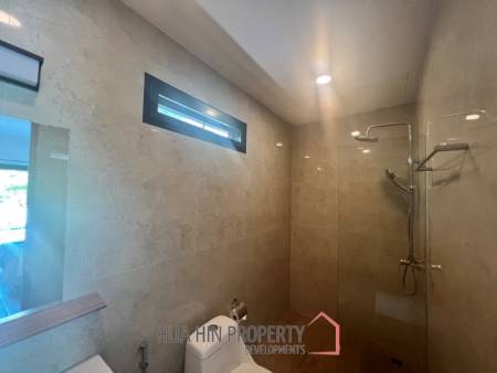 140 sqm modern pool villa in Cha Am Phetchaburi freehold
