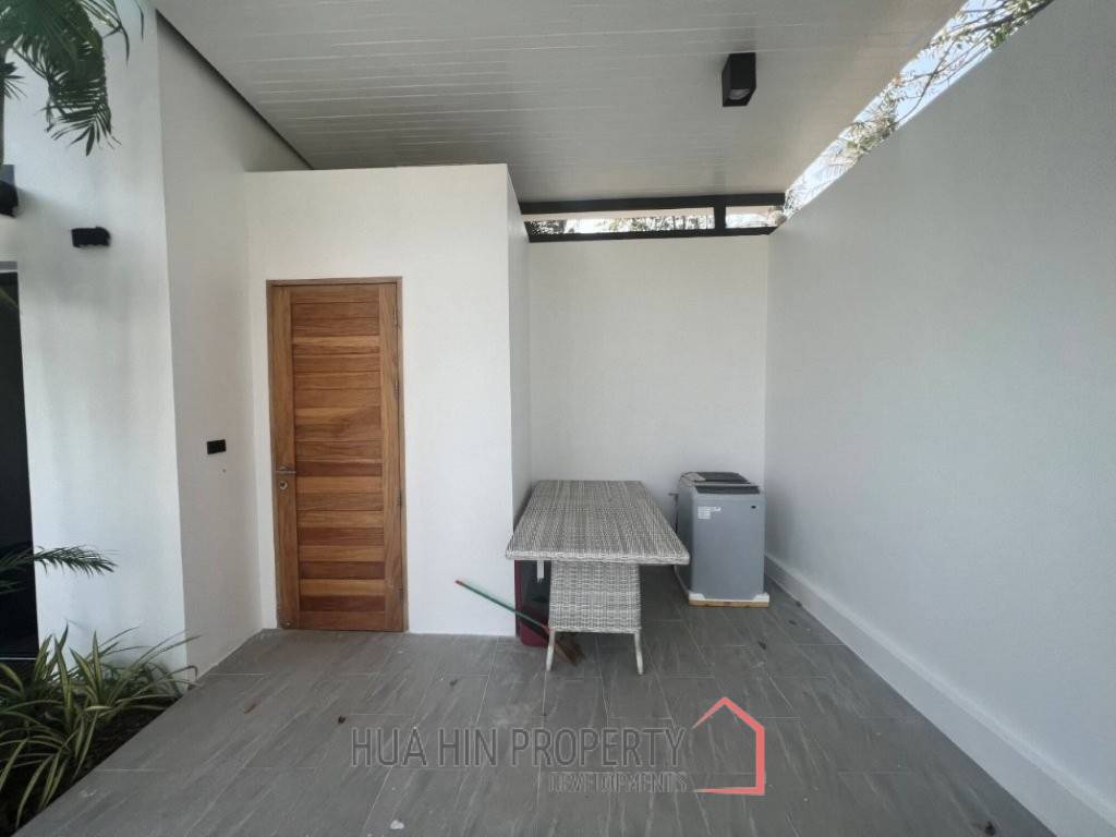 140 sqm modern pool villa in Cha Am Phetchaburi freehold