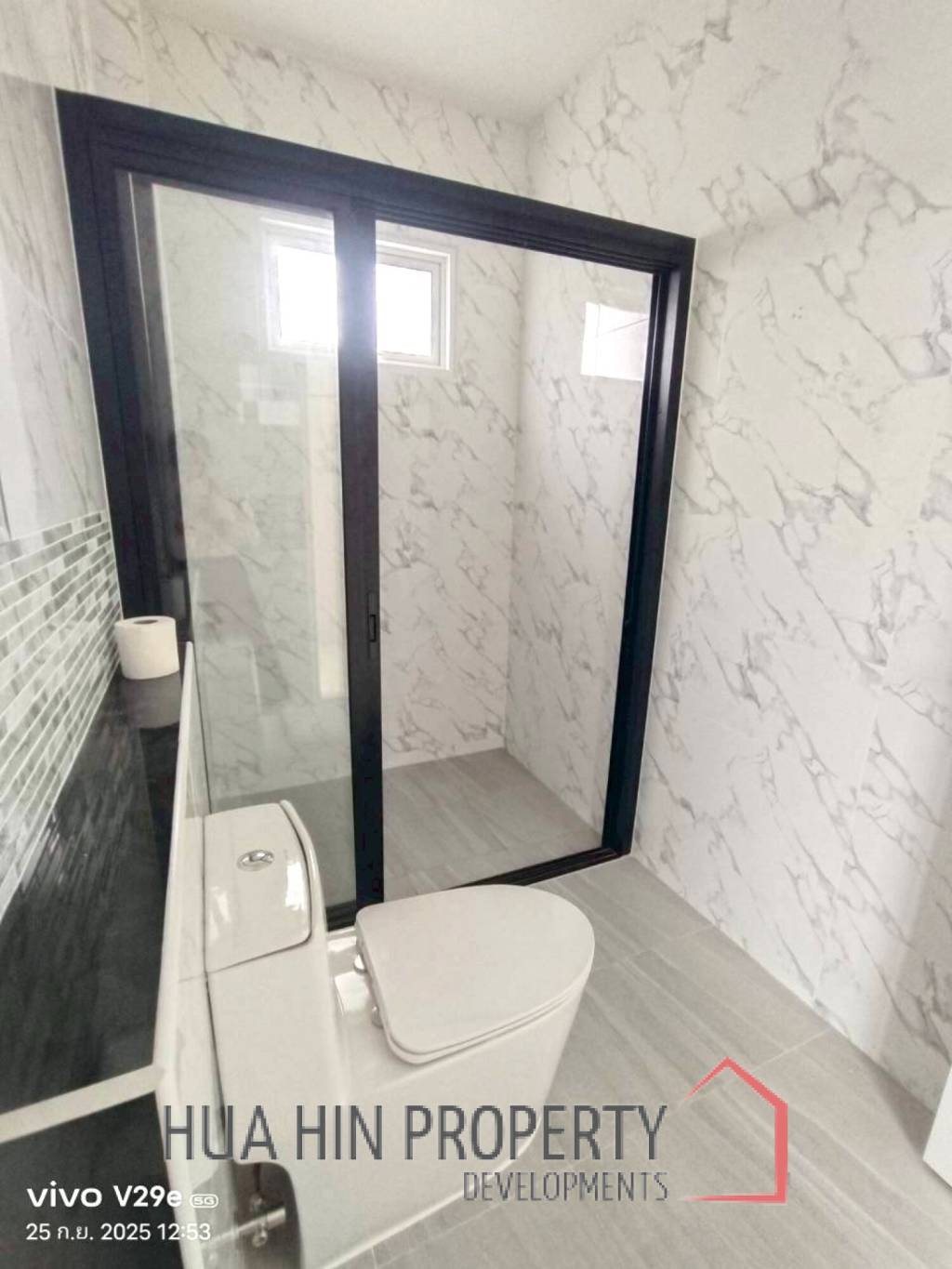 Modern 170 sqm 3-Bed Single-Storey Villa in Cha-Am, Phetchaburi