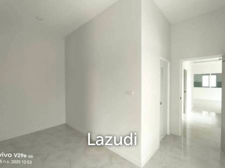 Modern 170 sqm 3-Bed Single-Storey Villa in Cha-Am, Phetchaburi