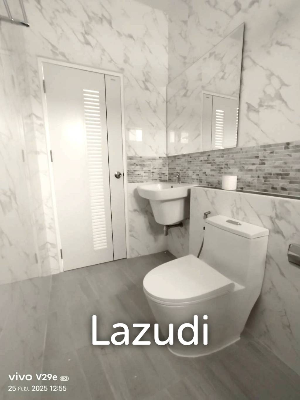 Modern 170 sqm 3-Bed Single-Storey Villa in Cha-Am, Phetchaburi