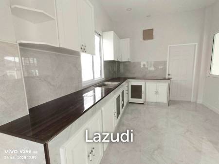 Modern 170 sqm 3-Bed Single-Storey Villa in Cha-Am, Phetchaburi