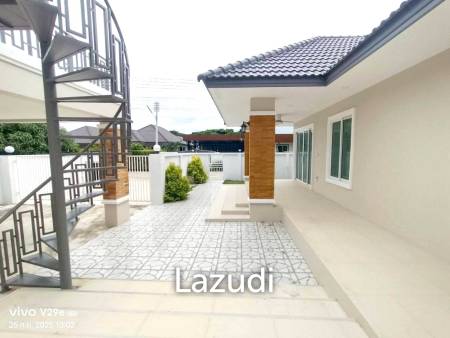 Modern 170 sqm 3-Bed Single-Storey Villa in Cha-Am, Phetchaburi