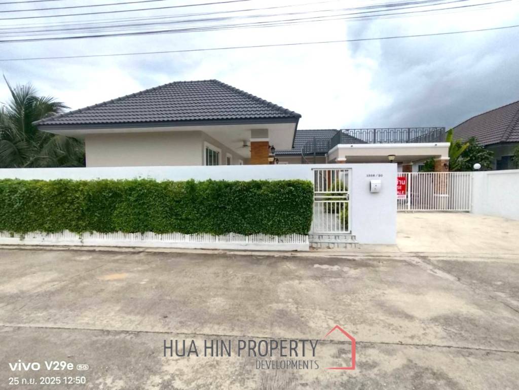 Modern 170 sqm 3-Bed Single-Storey Villa in Cha-Am, Phetchaburi