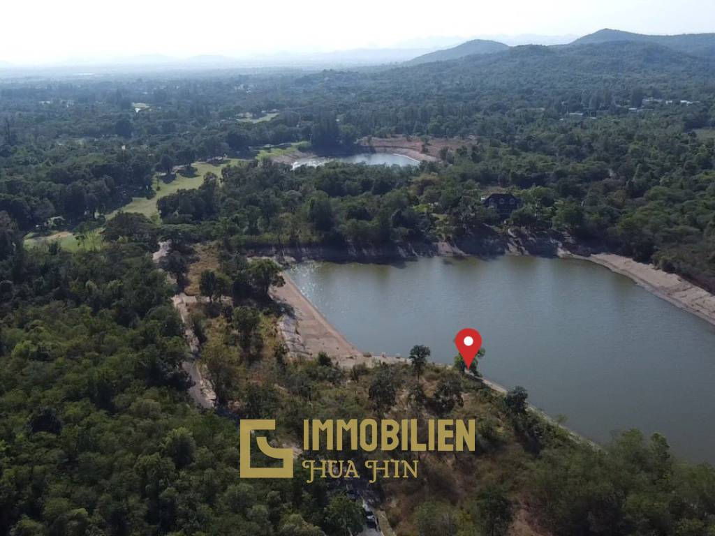 3.232 qm Grundstück / Seelage / nähe zum Golfplatz