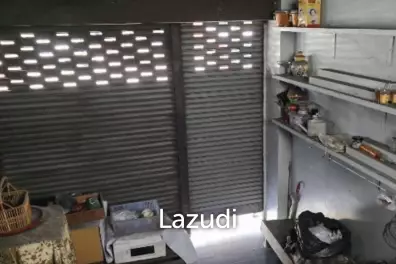 52 sqm freehold retail building in Khlong Toei Nuea Bangkok