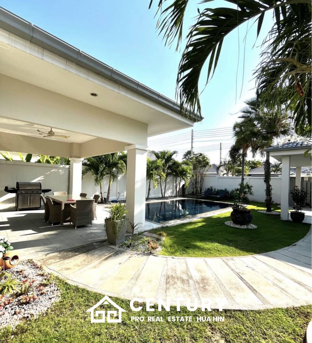 175 sqm pool villa on 460 sqm land in Thap Tai Hua Hin