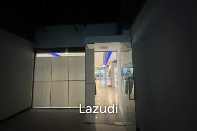 44 sqm retail unit on 2 floors in Muang Thai - Phatra Complex Huai Khwang Bangkok