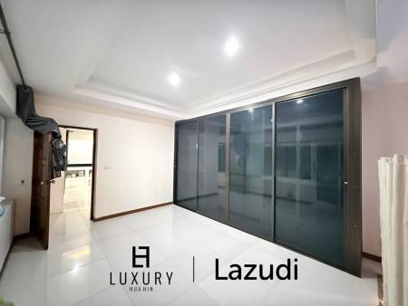 Private Pool Villa with Mountain Views Near Hua Hin Big land