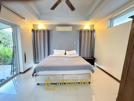 1.800 qm Grundstück / 300 qm Wohnfläche / privater Pool