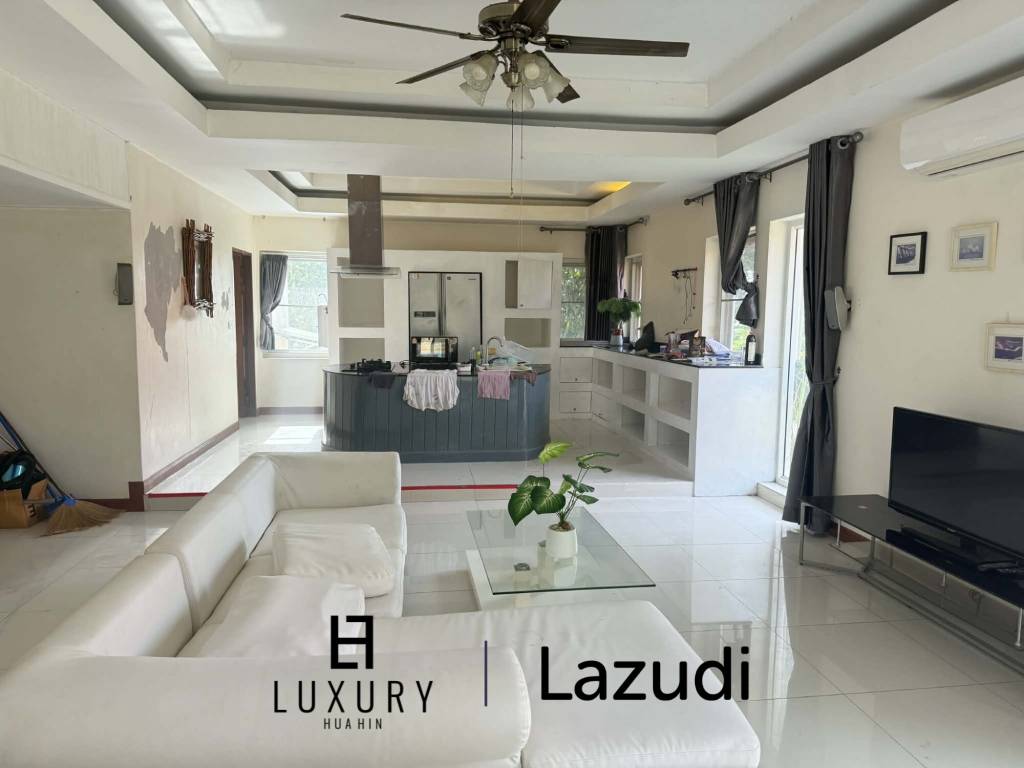 Private Pool Villa with Mountain Views Near Hua Hin Big land