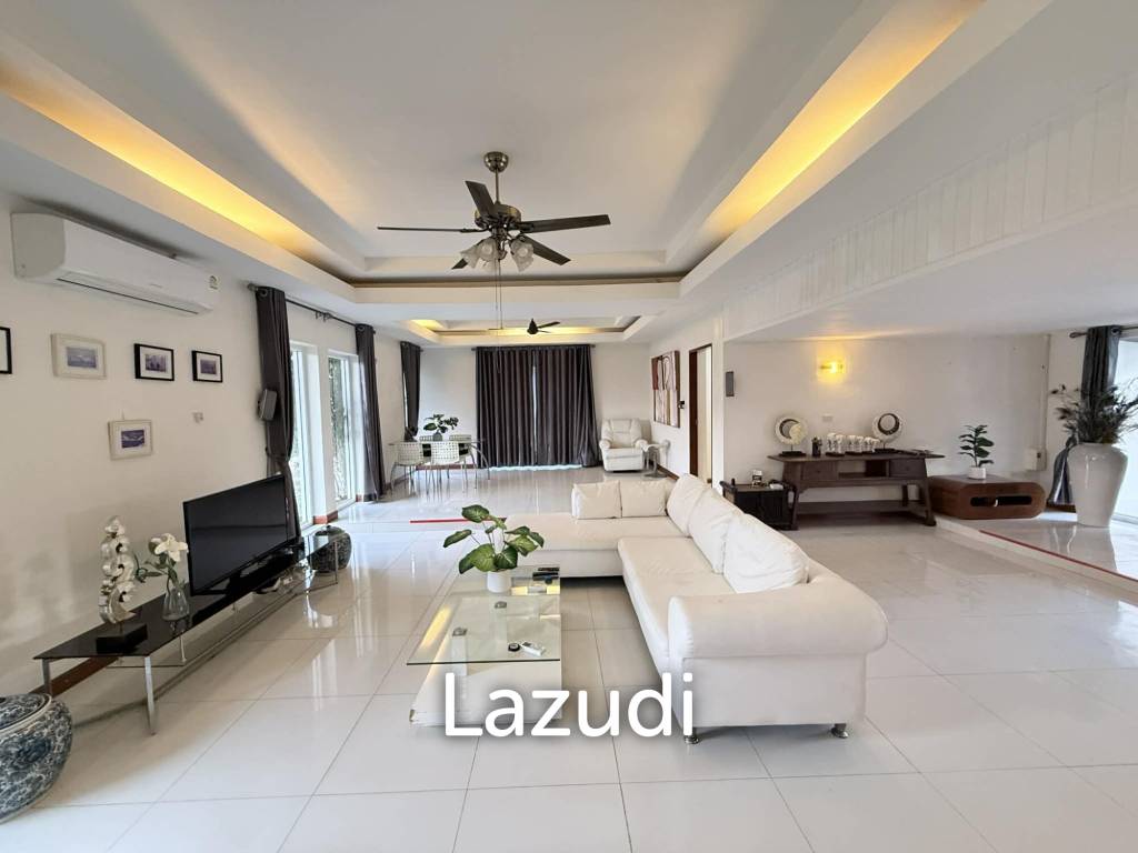 Private Pool Villa with Mountain Views Near Hua Hin Big land