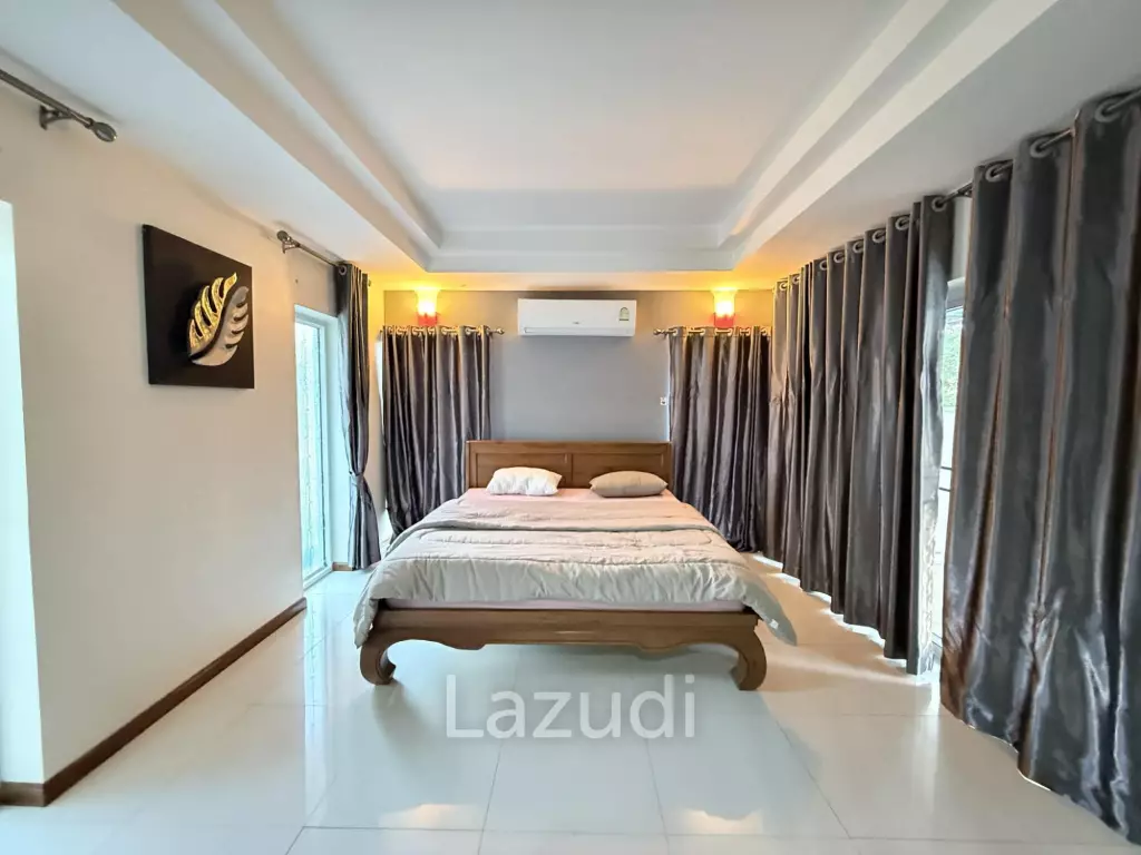 Private Pool Villa with Mountain Views Near Hua Hin Big land
