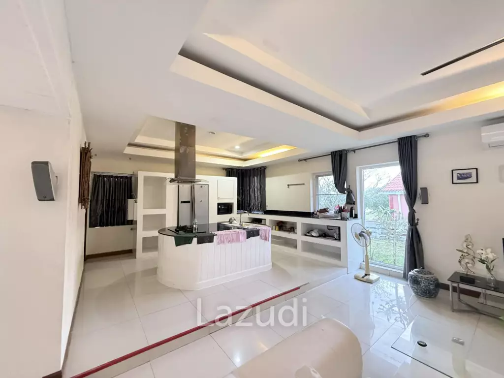Private Pool Villa for Rent with Mountain Views Near Hua Hin
