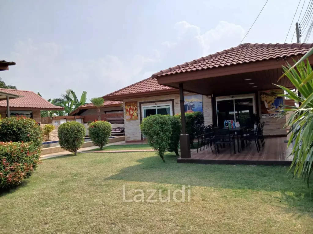 Exquisite 6-Bedroom Luxury Pool Villa with Premium Amenities