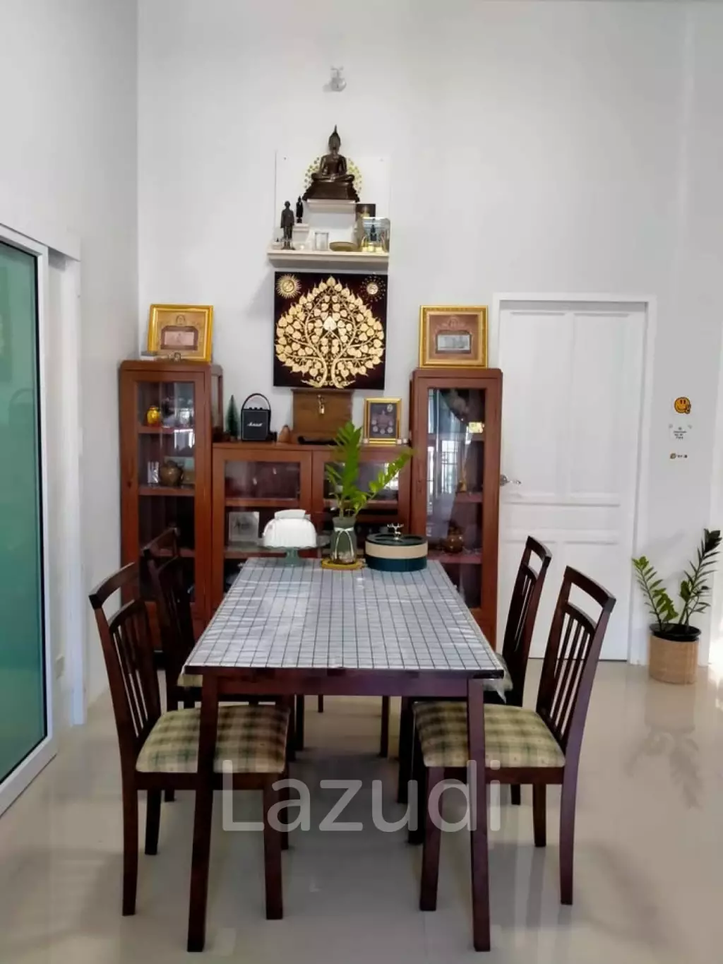 บ้านเดี่ยวโมเดิร์น 3 ห้องนอน ใกล้สนามบิน ใน ต.บ้านดู่