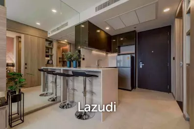 36 sqm high-floor 1 bedroom condo at Cooper Siam in Pathum Wan Bangkok
