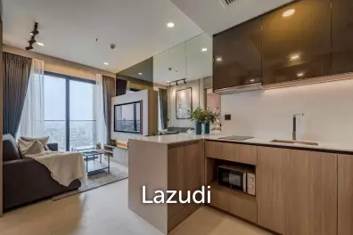 36 sqm high-floor 1 bedroom condo at Cooper Siam in Pathum Wan Bangkok