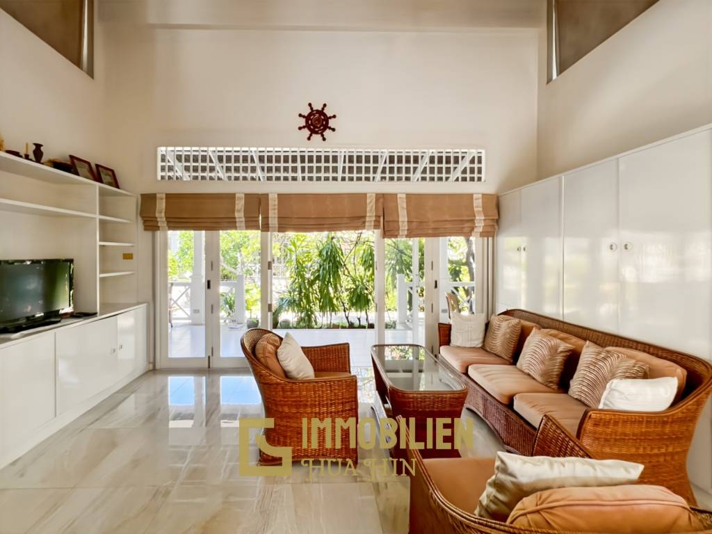 Strandlage / 5 Schlafzimmer / 229 qm Wohnfläche