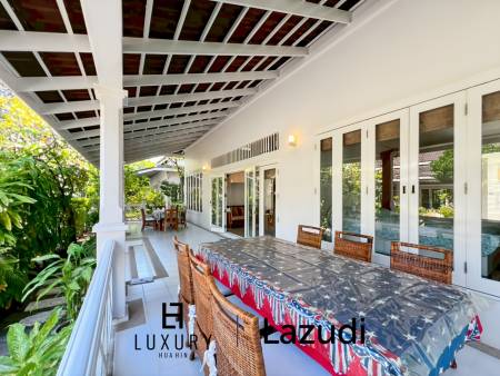 Baan Chaliang Lom : 5 Bedroom, Two Storey Villa A Few Steps from Hua Hin Beach