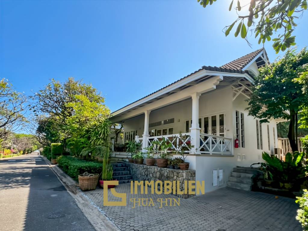 Strandlage / 5 Schlafzimmer / 229 qm Wohnfläche