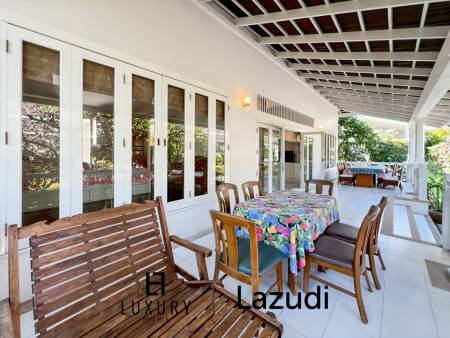 Baan Chaliang Lom : 5 Bedroom, Two Storey Villa A Few Steps from Hua Hin Beach
