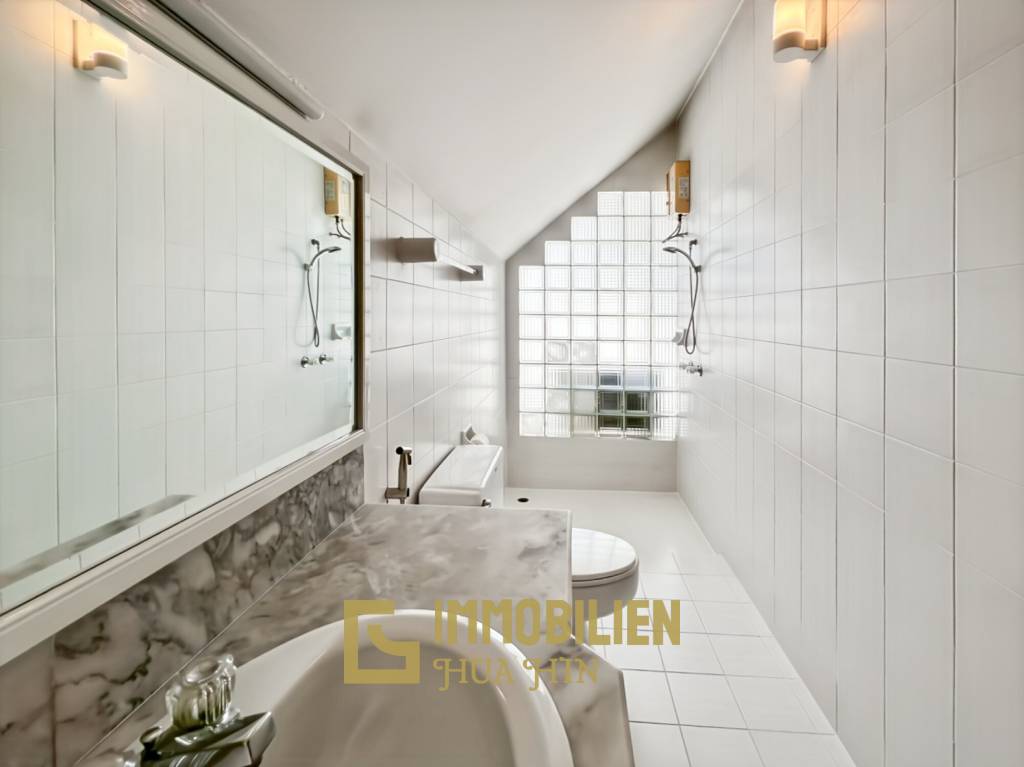 Strandlage / 5 Schlafzimmer / 229 qm Wohnfläche