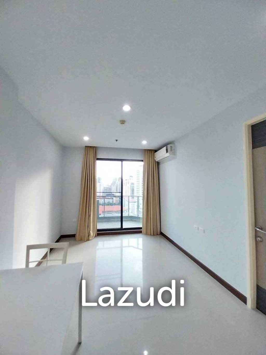 50.5 sqm 1 Bedroom Condo on High Floor at Supalai Premier @ Asoke, Bang Kapi Huai Kwang