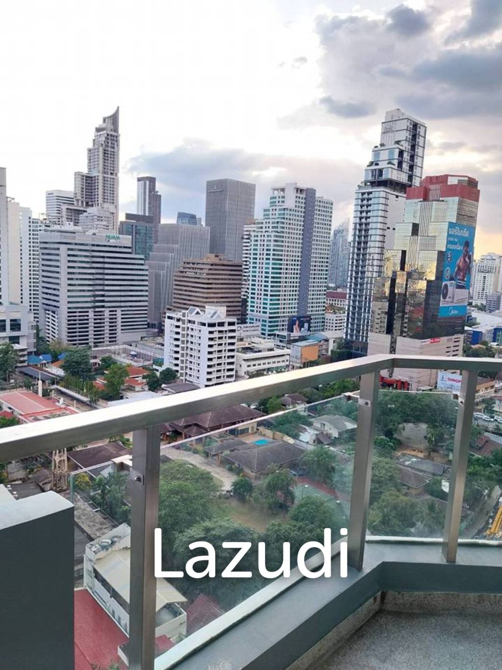 50.5 sqm 1 Bedroom Condo on High Floor at Supalai Premier @ Asoke, Bang Kapi Huai Kwang